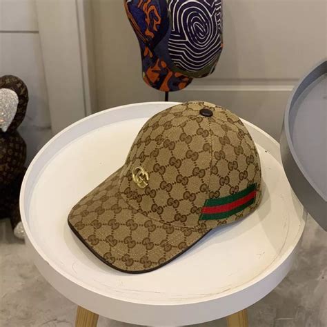 fashion gucci cap hat.